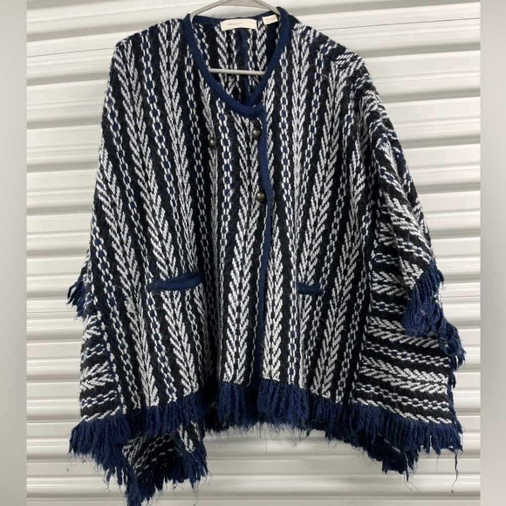 Anthropologie Sleeping on Snow Navy and White Poncho
